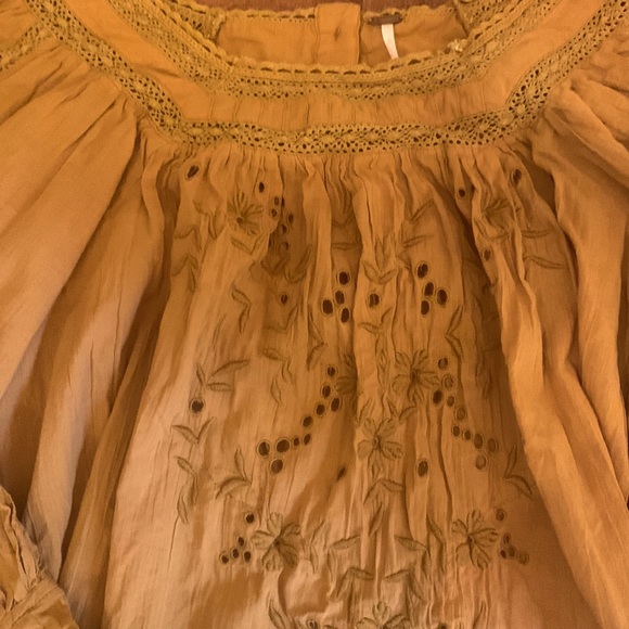Free People Xs fits a M embroidered copper top - Picture 3 of 6
